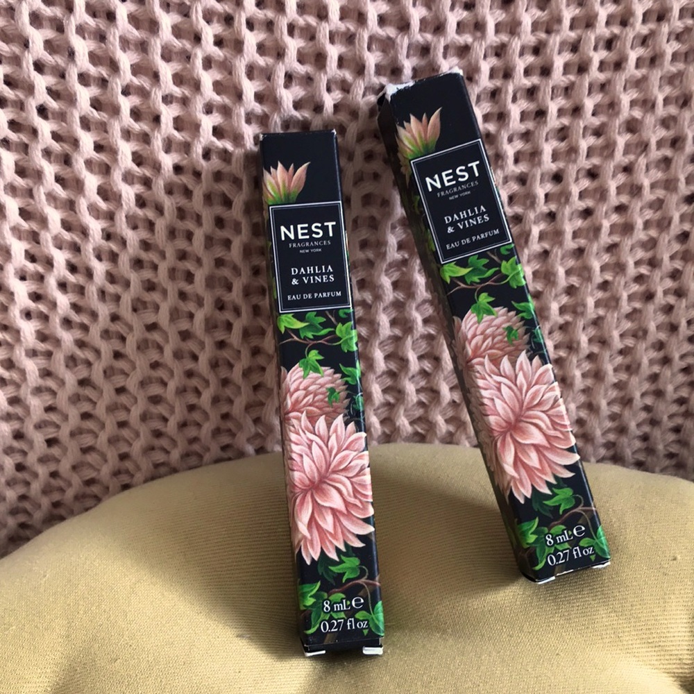 dahlia and vines NEST perfume